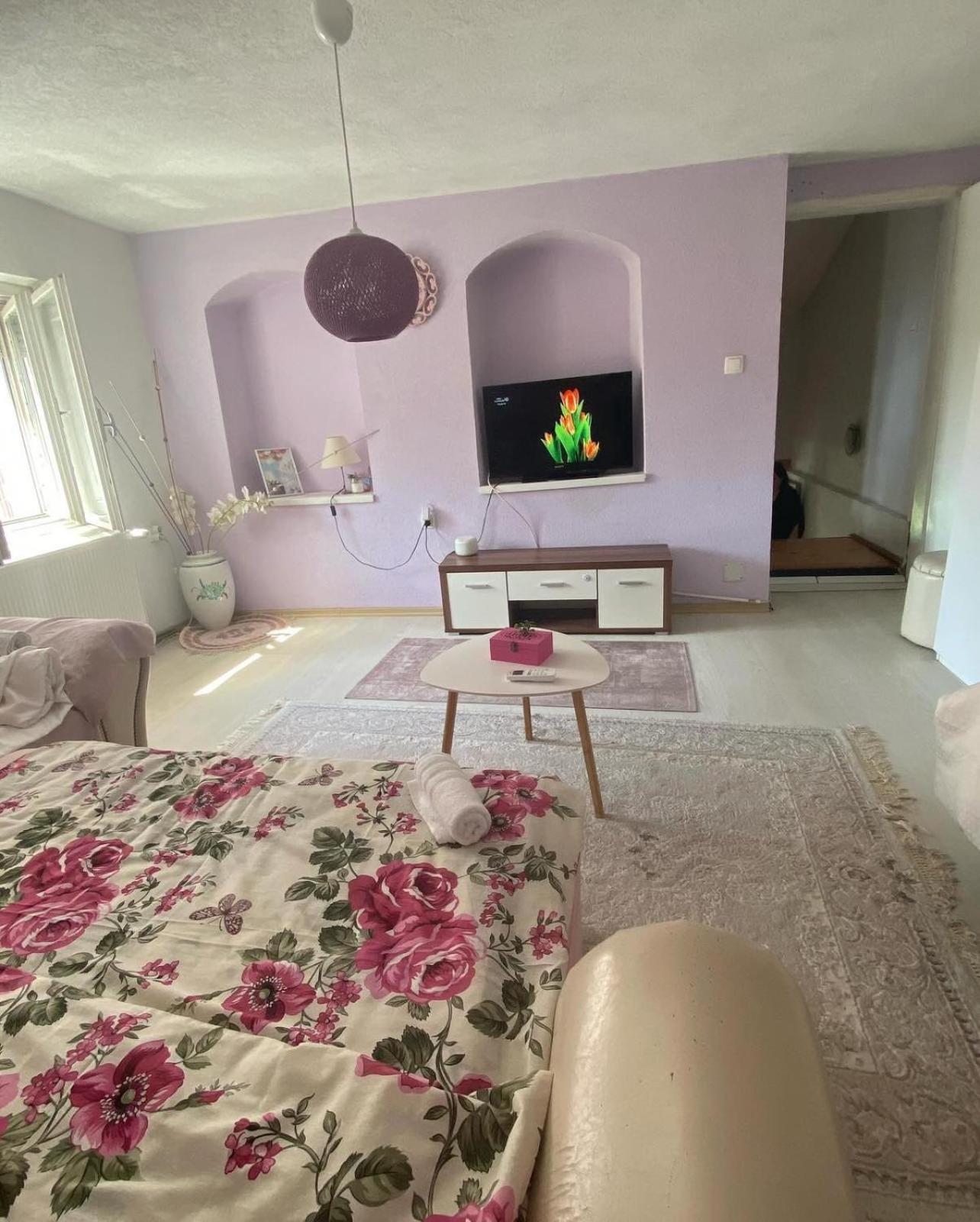 Holiday home Kuca Za Odmor Sa Jakuzijem *